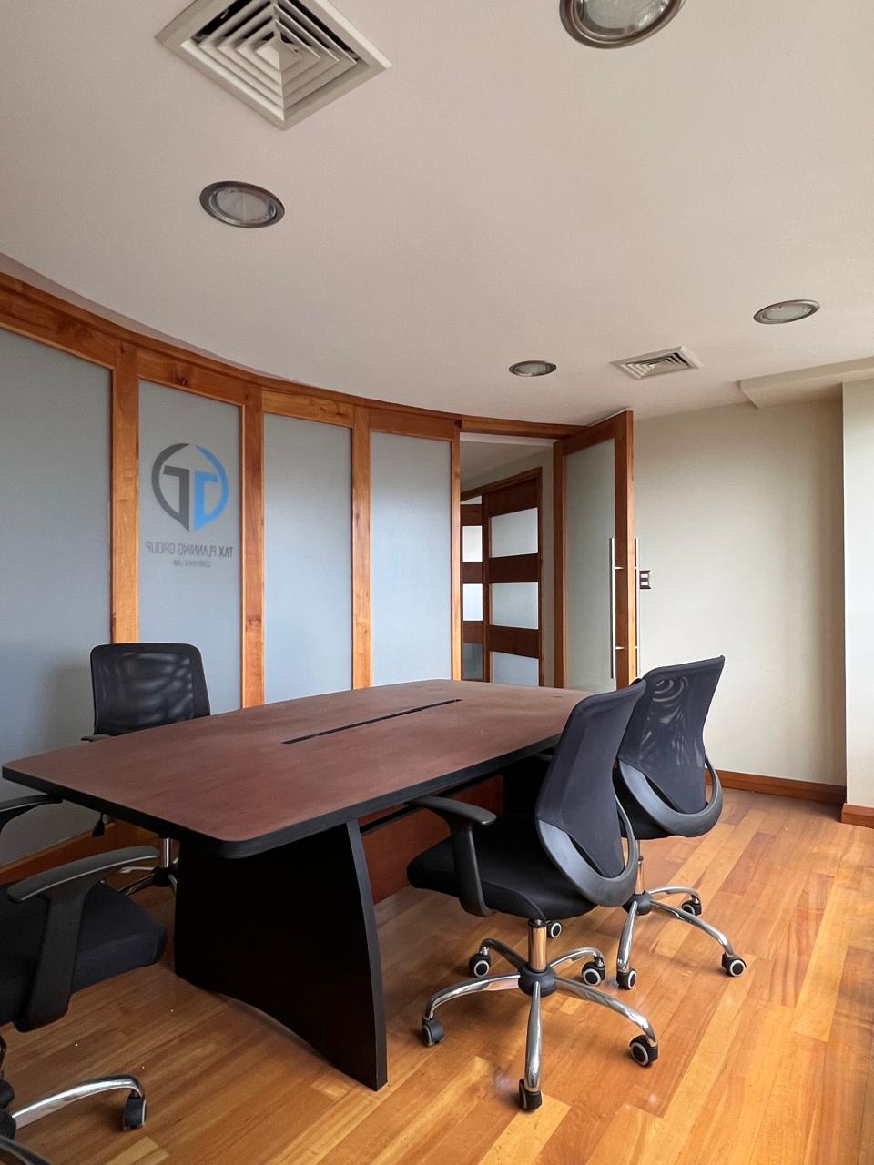 OFICINA AMOBLADA EN ARRIENDO – TORRES SINERGIA, TEMUCO